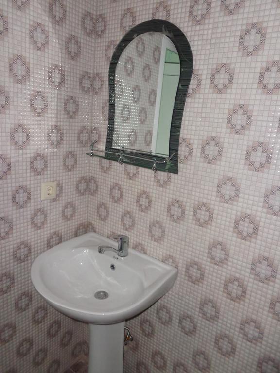 גוניו Guest House Vitali מראה חיצוני תמונה