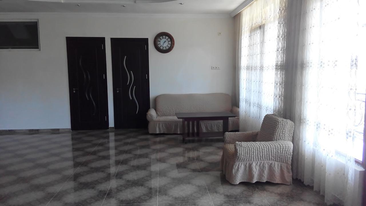 גוניו Guest House Vitali מראה חיצוני תמונה