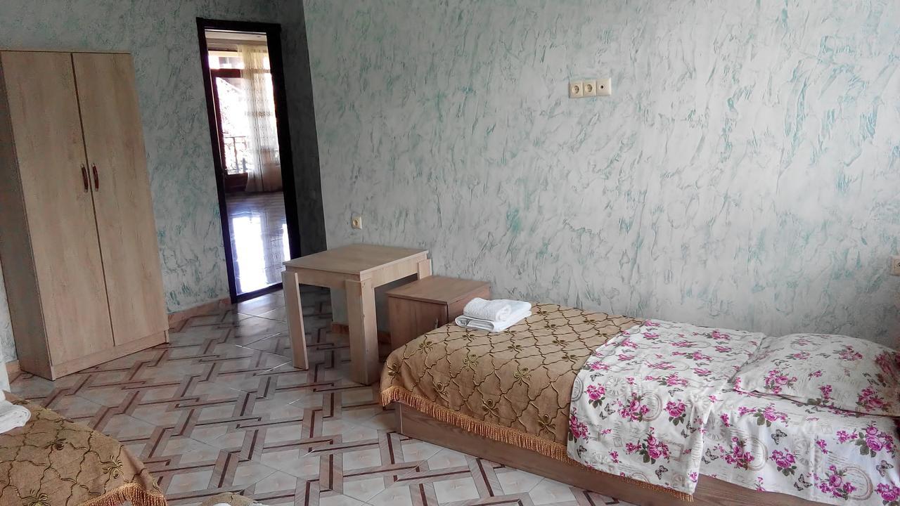 גוניו Guest House Vitali מראה חיצוני תמונה